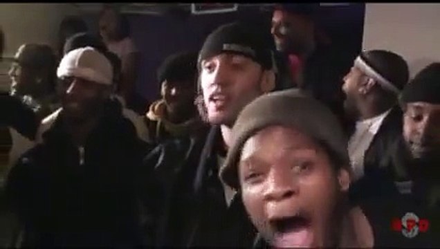 White Rapper Destroys Some Guy In A Rap Battle