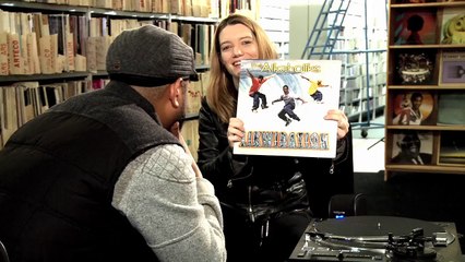 Vinyl Records: A Classic Music Experience 🎶 - thumbnail