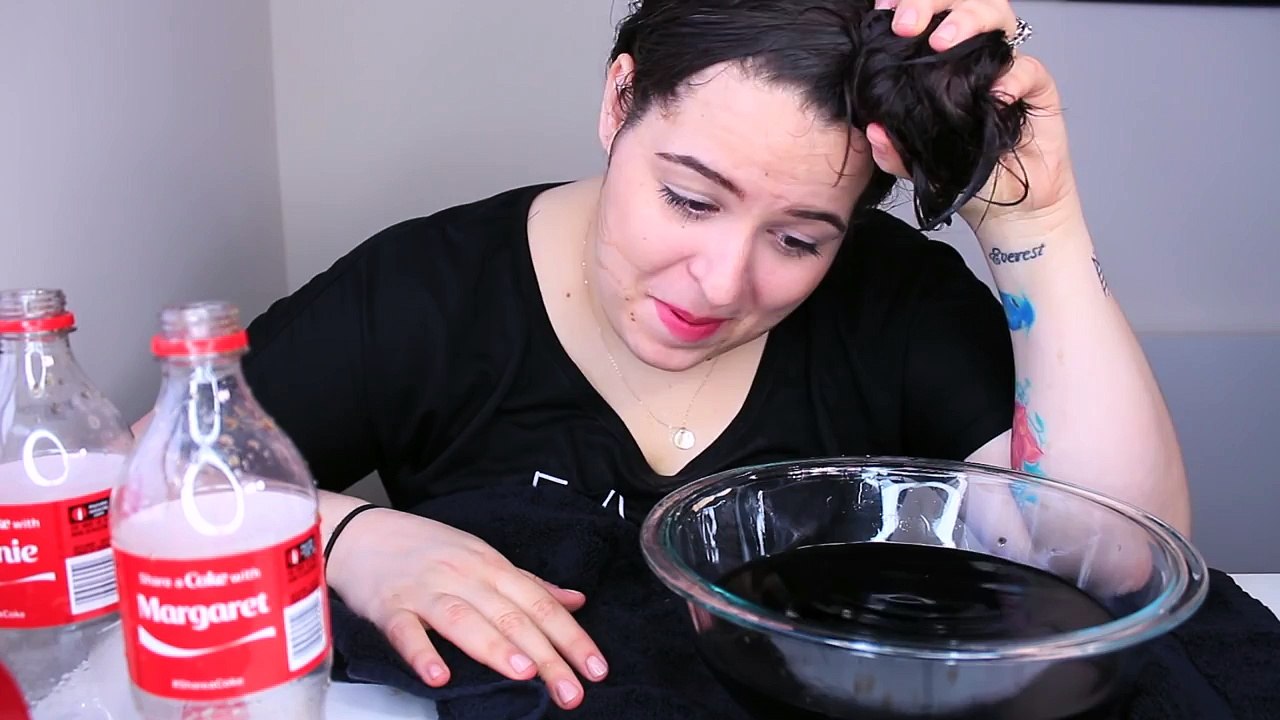 Beauty Hacks_ Fail or Holy Grail_ ♥ Coca Cola Hair Rinse _ Ellko