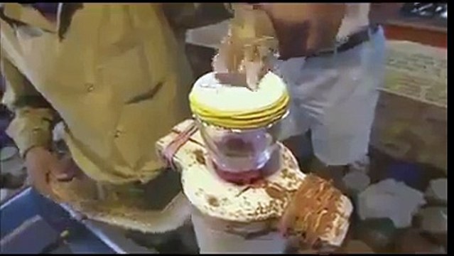 انسانی خون میں جب سانپ کے زہر کو ملایا جاتا ہنے تو کیا ہوتا ہنے