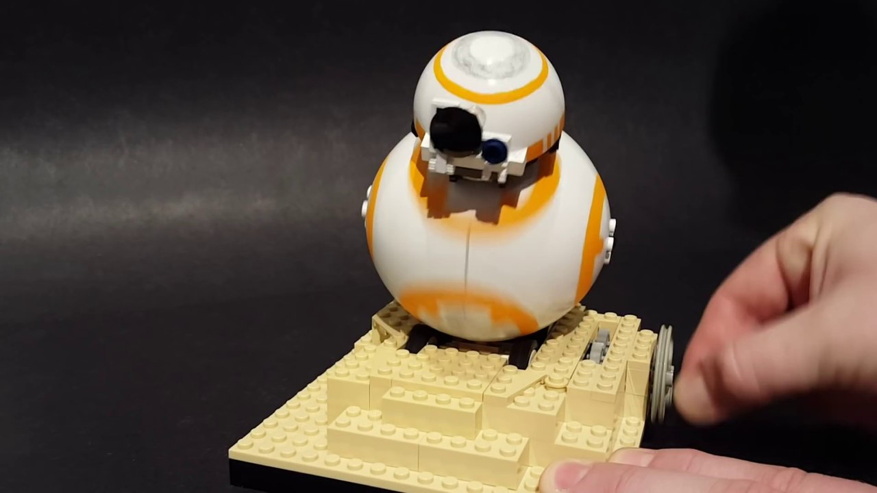 Construisez votre Droide BB-8 en Lego qui roule...