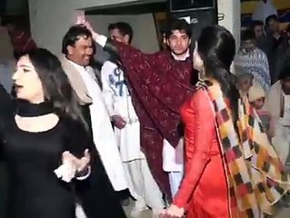 sariki mujra hot dance
