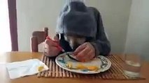 can dog eat like that - thats really amazing