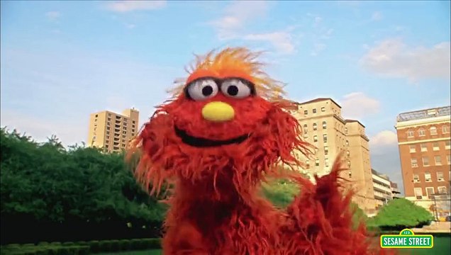 Sesame Street: Murray Goes to Drumming School