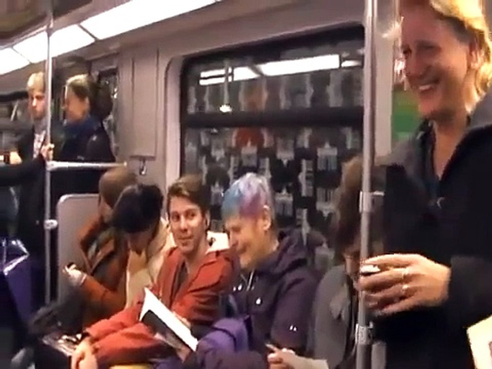 Life is Short laugh & be happy as much as you can✔