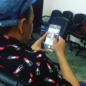 หอย แอบถ่าย อุ้ม