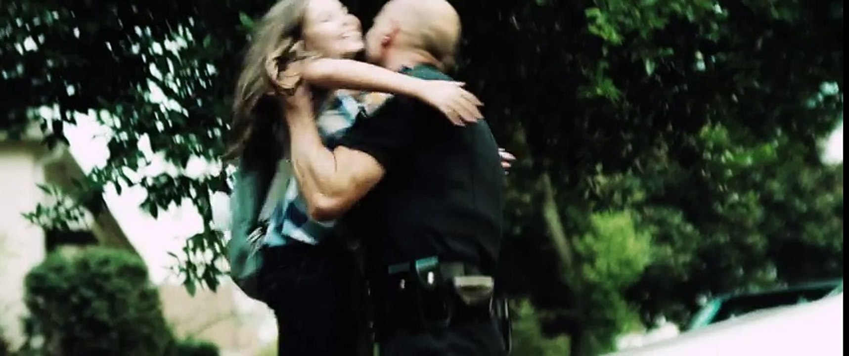 Operator ( 2015 - bande annonce VO )