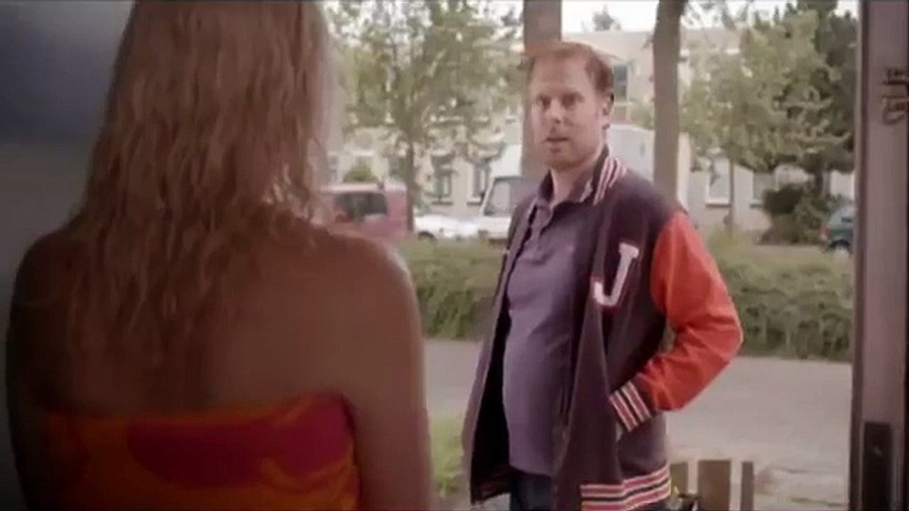 If You Drop The Towel I Will Give You 500 Euros