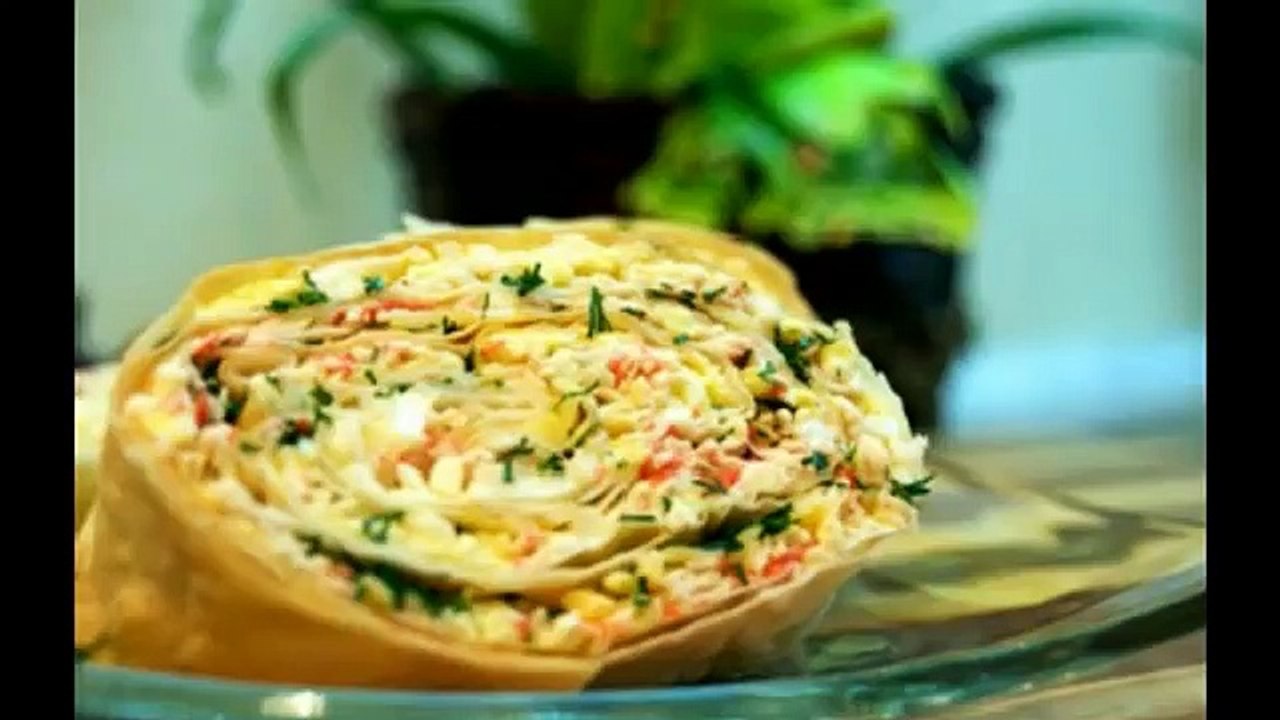 Рулетики из лаваша с крабовыми палочками