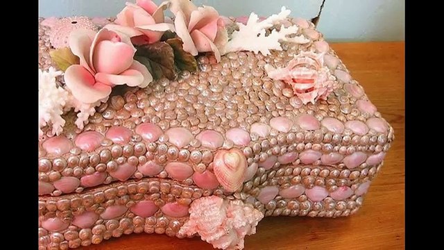 Шкатулка из морских камушков