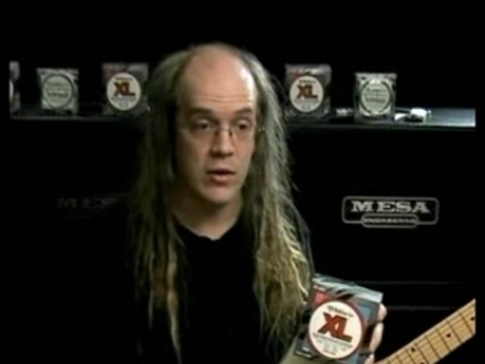 Devin Townsend : Guitar Demonstration
