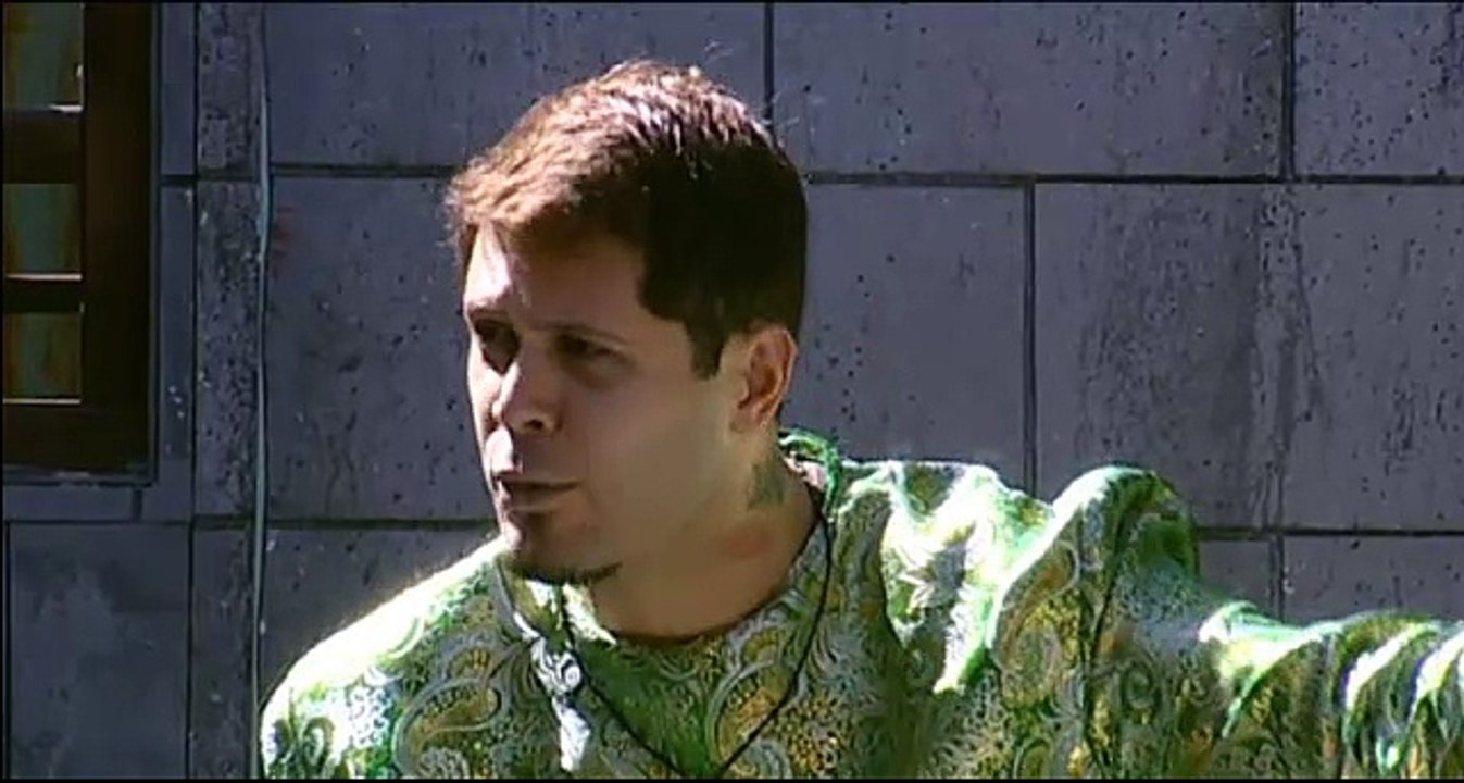 רינת מחזירה פייט ענק לשי חי שתוקף אותה מילולית על הבוקר - חלק א