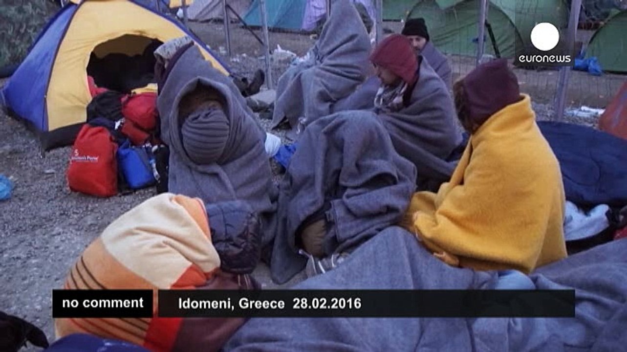 Macedonian-Greek border opens and closes again