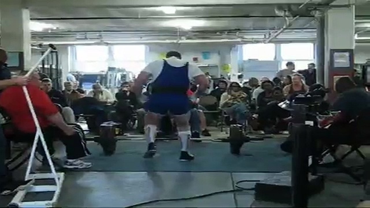 glenn finley deadlifting 565 lbs.