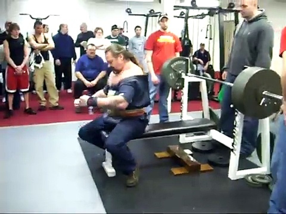 Tom Bennett 500lb. Bench