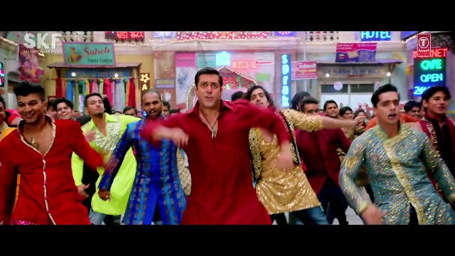 'Aaj Ki Party' VIDEO Song - Mika Singh - Salman Khan, Kareena Kapoor - Bajrangi Bhaijaan