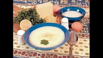 Яичный суп с сыром и зеленью