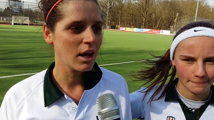 Louise Cavenaile et Anouk Vandersteen après la victoire de justesse du Waterloo Ducks face à l’Herakles
