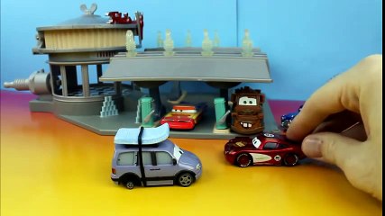 Disney Pixar Cars Lee Roy goes to Radiator Springs Lightning McQueen Tractor Trippin' Frank Collosus