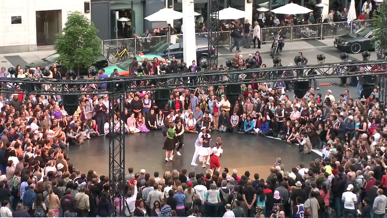 Luminato- Light on your feet in Toronto - Ontario, Canada