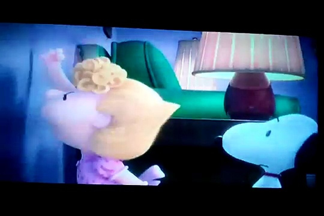 Charlie Browns chicken dance