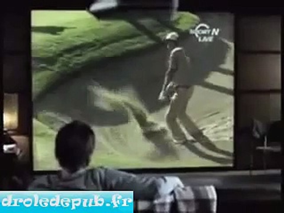 Pub Drôle, Projecteur plus vrai que nature