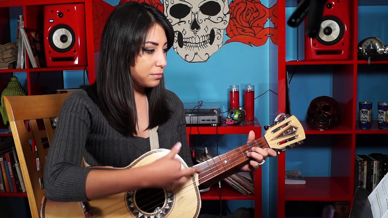 Star Wars Theme Song play in Mariachi Style sounds amazing!