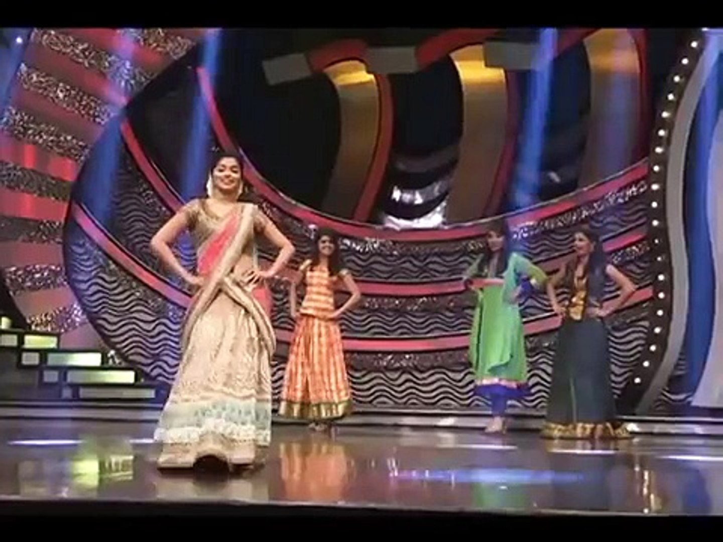 Rima Kallingal Navel Hot HD - video Dailymotion