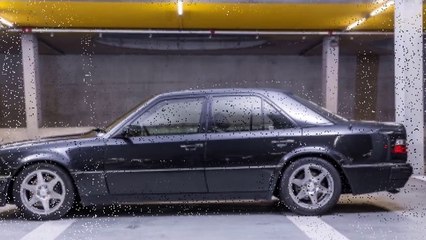 Mercedes Benz E60 AMG Limited W124