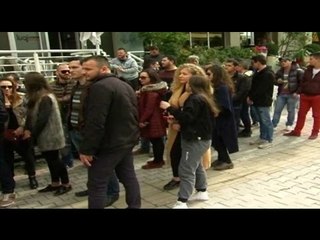 Report TV - Vlorë, FRPD: PS u bën presion studentëve për t'u anëtarësuar