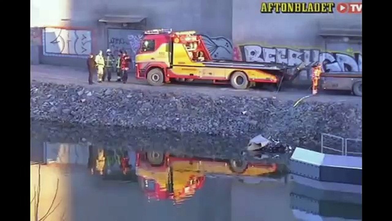 Viola Beach: Does chilling CCTV show bands car crossing bridge seconds before killer cras