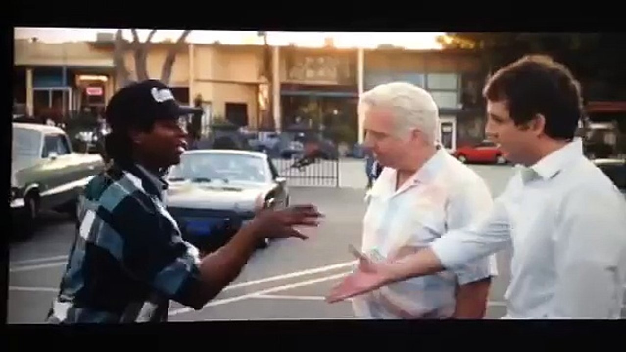 Straight outta Compton Eazy E brings guns on tour Scene