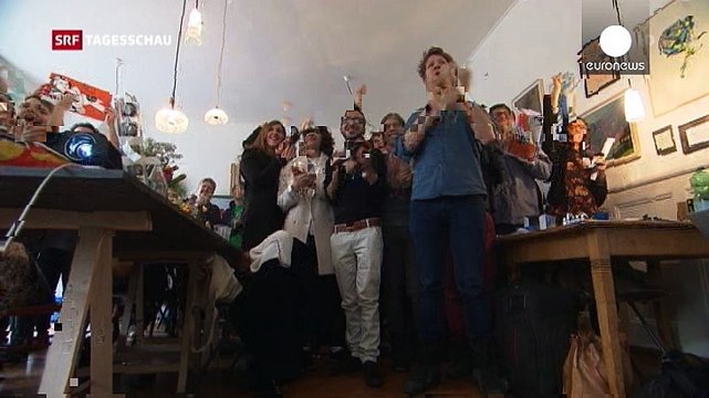 Швейцарцы проголосовали против выдворения из страны преступников - иностранцев