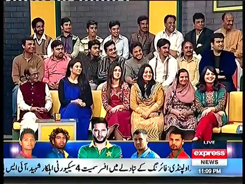 Khabardar with Aftab Iqbal - 27 February 2016   India vs Pak - Express News