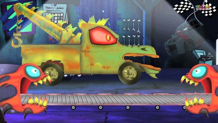 Car Garage | Tow Truck | Scary Halloween Videos