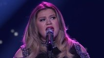 Kelly Clarkson Breaks Down In Tears With Idol Performance