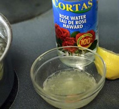 Aankhon Ke Gird Siyah (Halke) Dark Circles