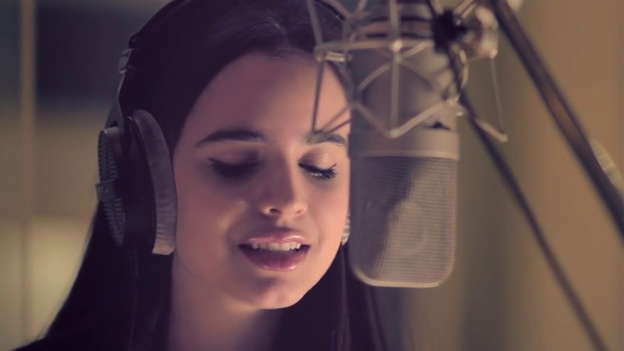 Sofia Carson - Una Flor