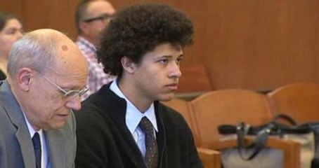 Öğretmenini Öldürdükten Sonra Tecavüz Eden Genç, En Az 40 Yıl Hapis Cezası Aldı