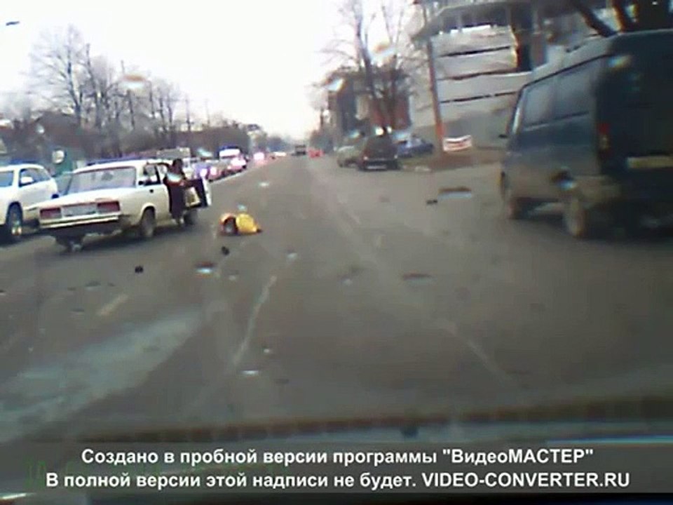See this Video to See Exactly Why you Should ALWAYS Be Alert While Crossing the Street
