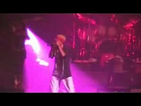 TIKAF feat KRYS Etre un homme live