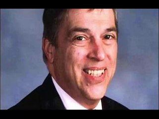 How intelligence agencies TRAP Traitors....A must watch...