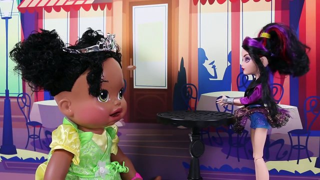 Baby Alive Tiana Turns Villains into Frogs and Eats Them. DisneyToysFan.