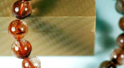 Sự bí ẩn kỳ diệu của vòng tay thạch anh đen