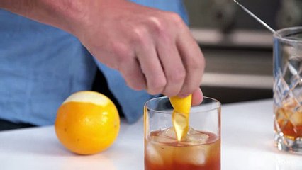 2 Easy Holiday Drinks - Party Starters