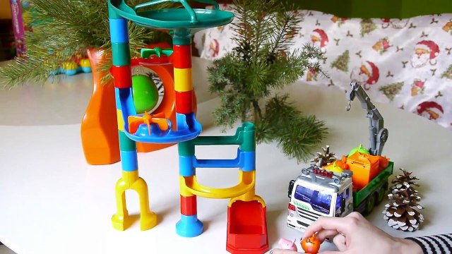 Розвиваючі мультики для дітей українською. Рахуємо. Свинка Пепа з друзями запускають кульки