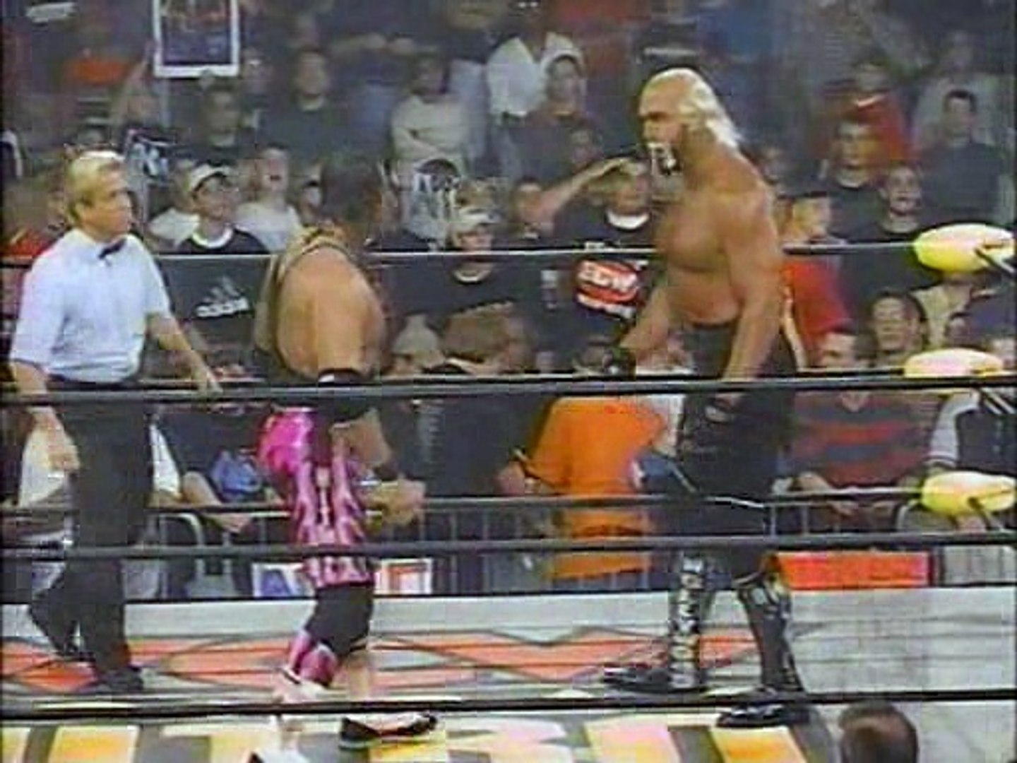 Hollywood Hogan vs. Bret Hart / Sting WCW MONDAY NITRO 28.09.1998 