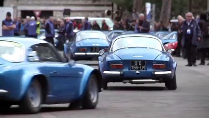 El nuevo Alpine en movimiento subiendo el Turini