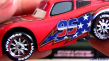 STARS and STRIPES Lightning McQueen Cars 2 toy Disney Pixar Chase review Disneycollector toys