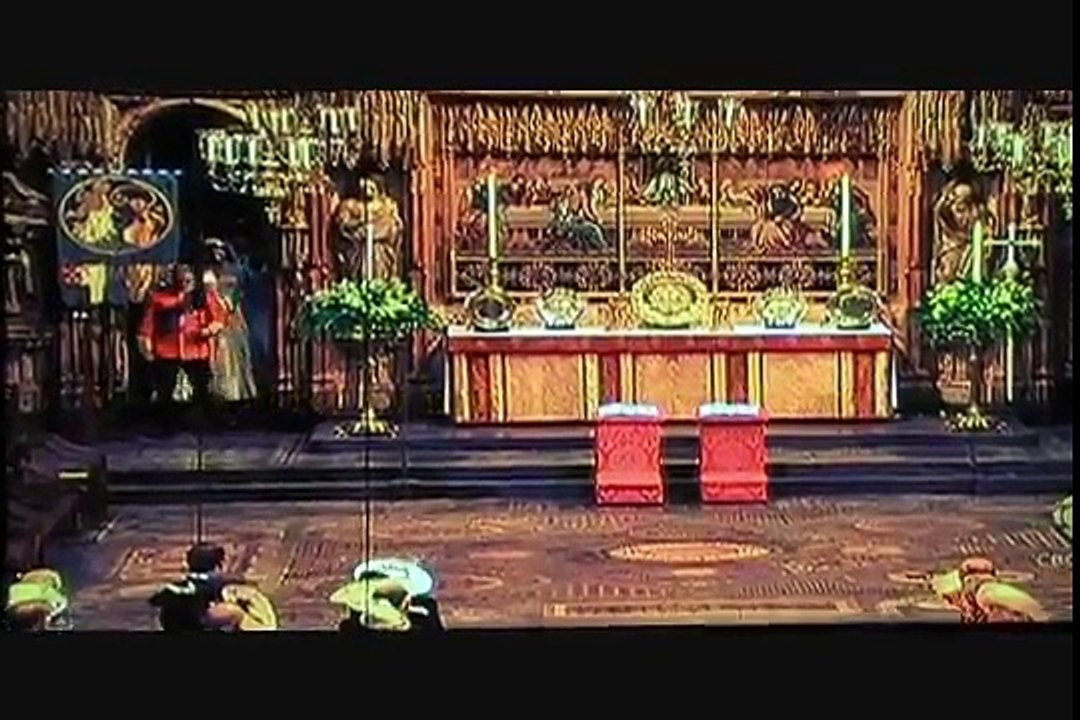 Royal wedding Wills n kate leave abbey